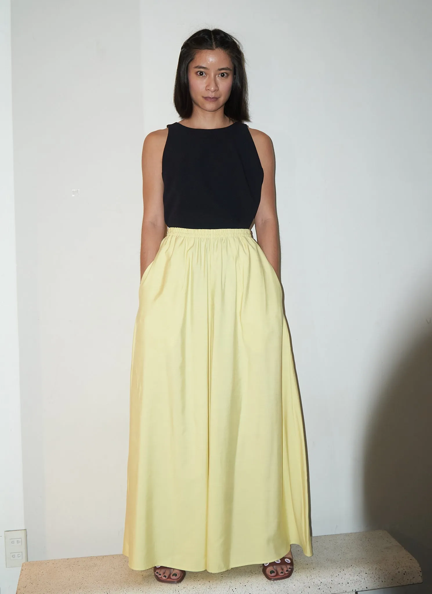 Ochna Long Wide Leg Pocket Pant w/ Elastic in Lemon